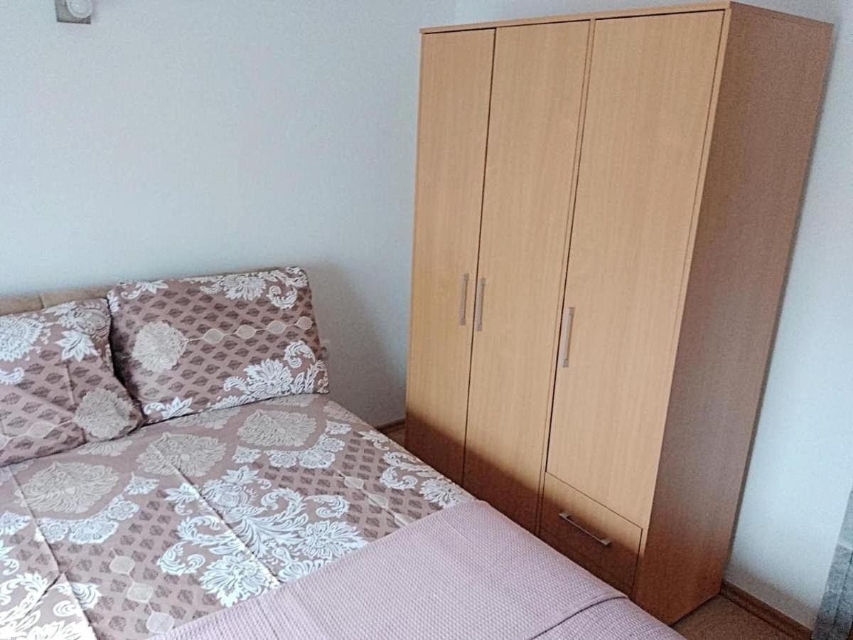 Apartman Josipa 佩罗杰 外观 照片